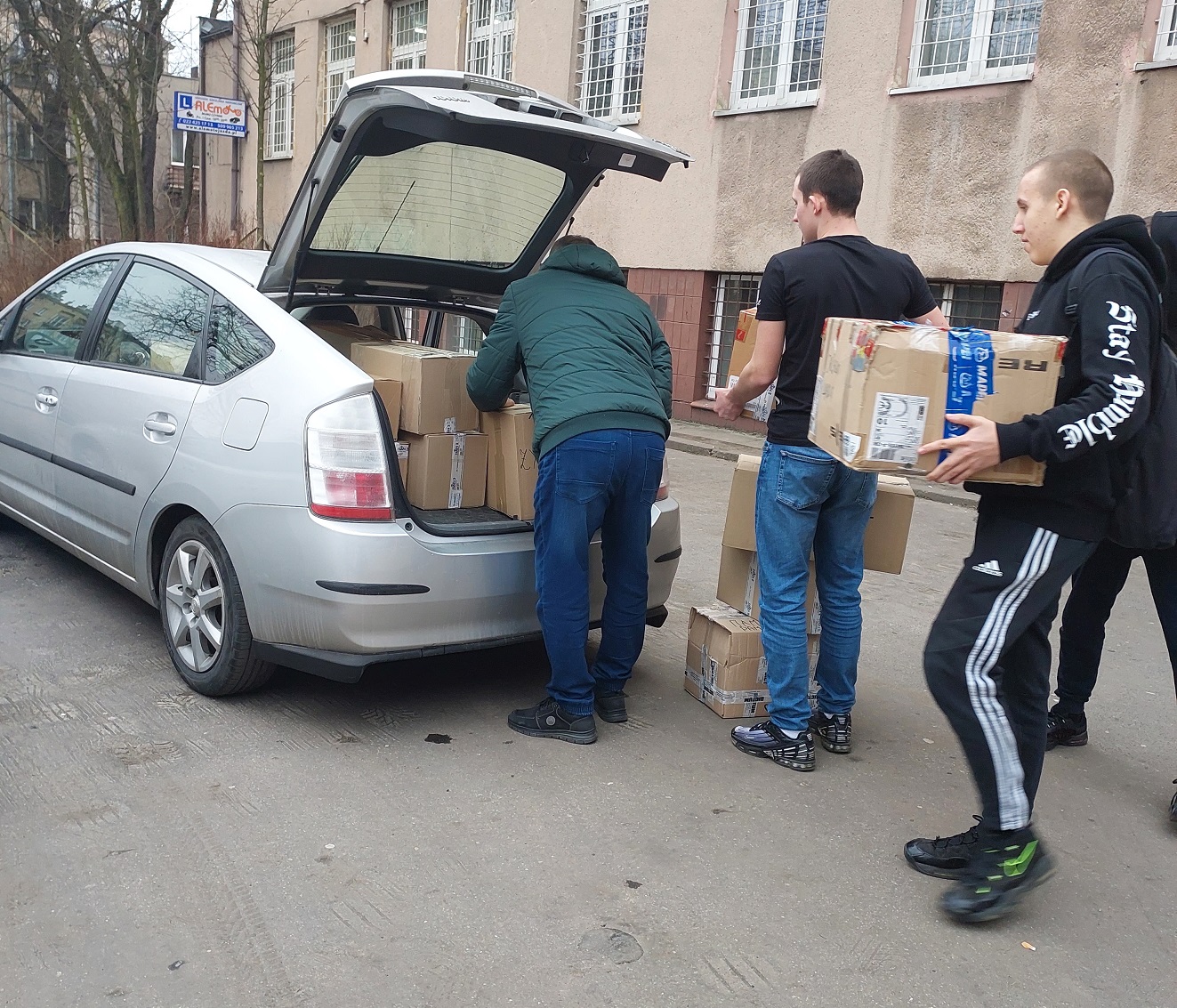 ZS POMAGA uKARAINIER 3