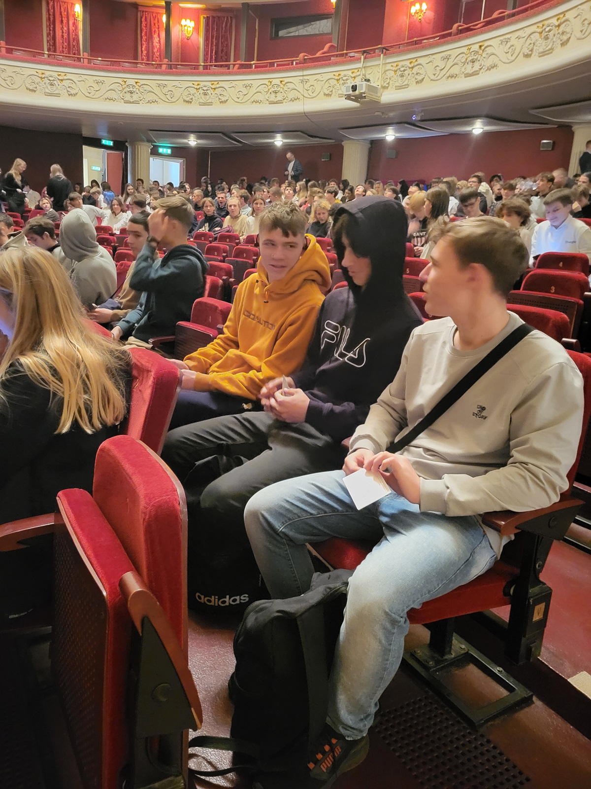 teatr 2ct 2 dt 1