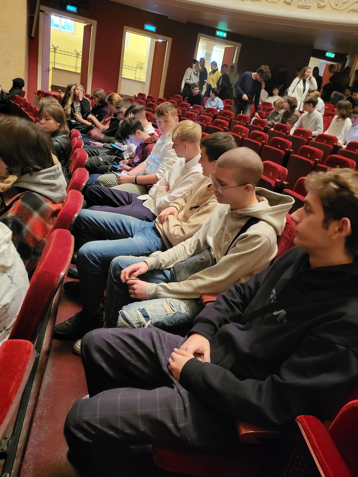 teatr 2ct 2 dt 3